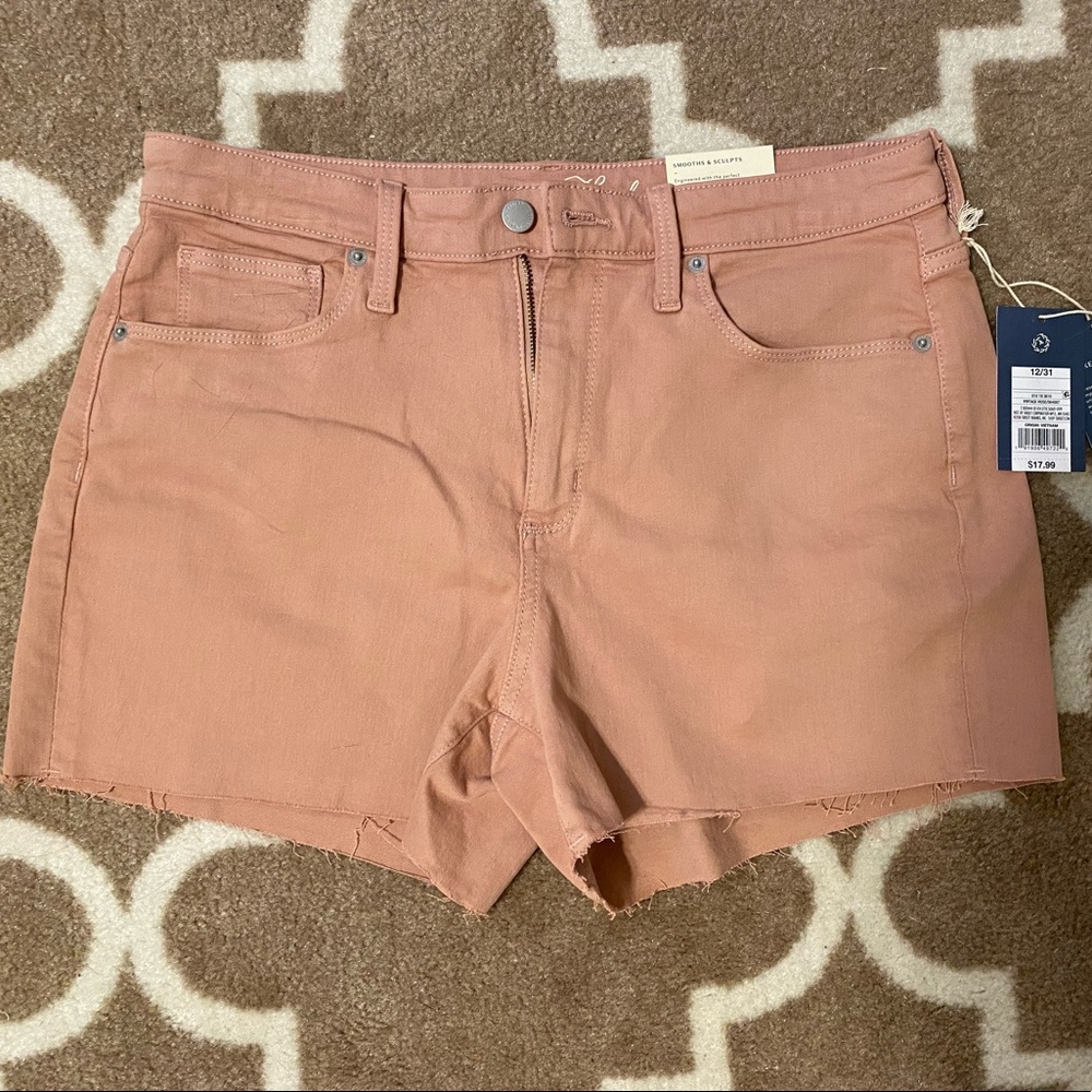 Universal Thread Shorts